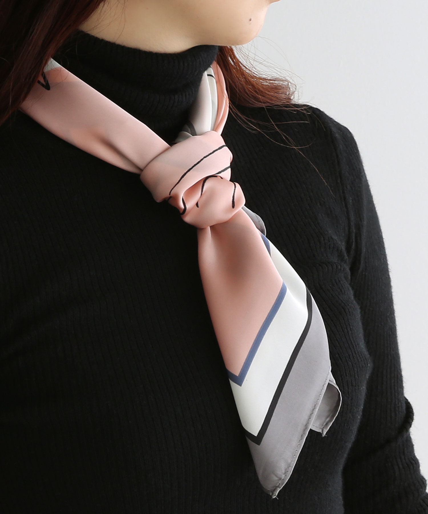 colleca la「ペールカラー大判スカーフ」|バンダナ・スカーフ|