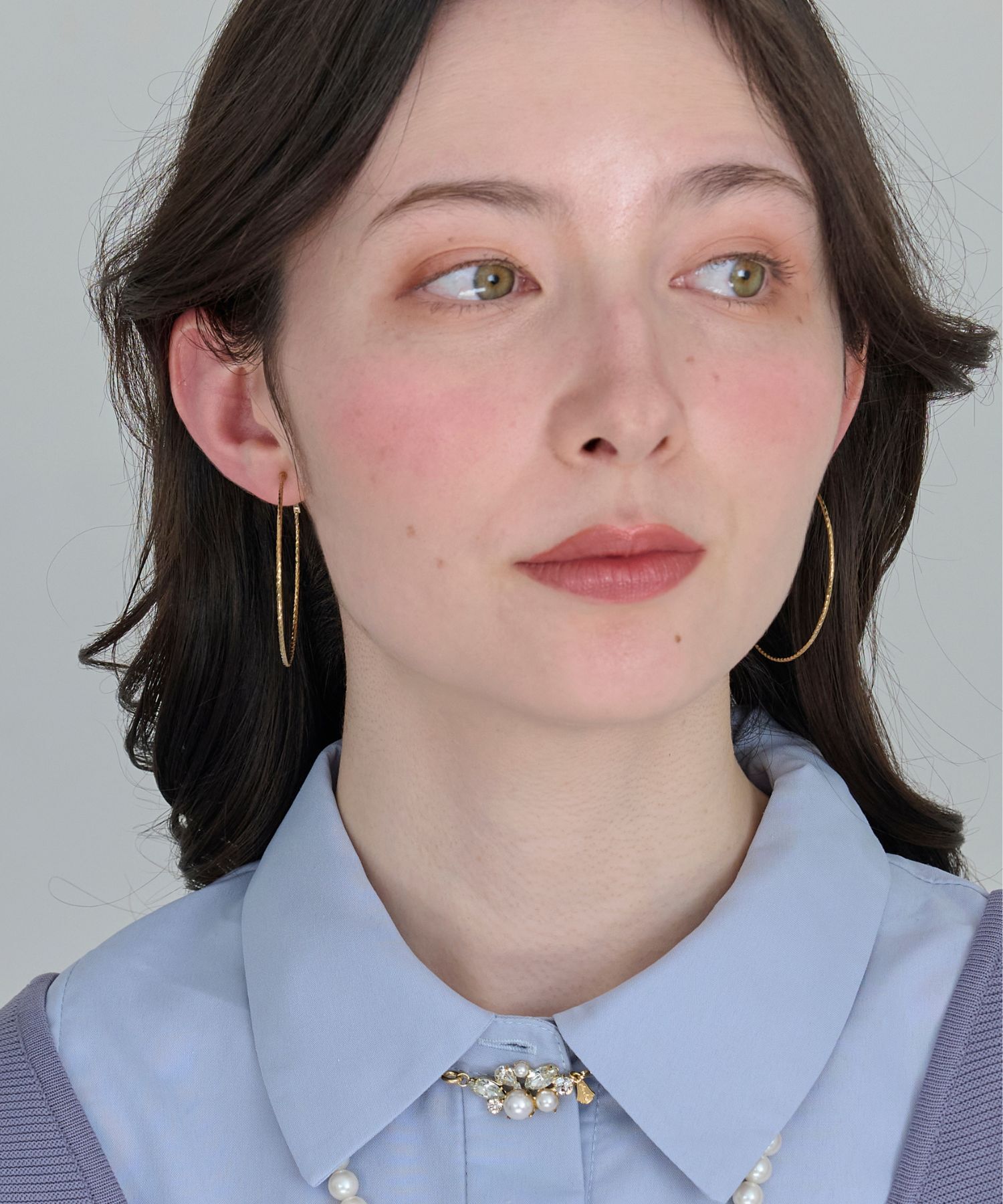 Phoebe「≪雑誌掲載≫ツイストラインフープイヤリング ゴールド」|イヤリング|