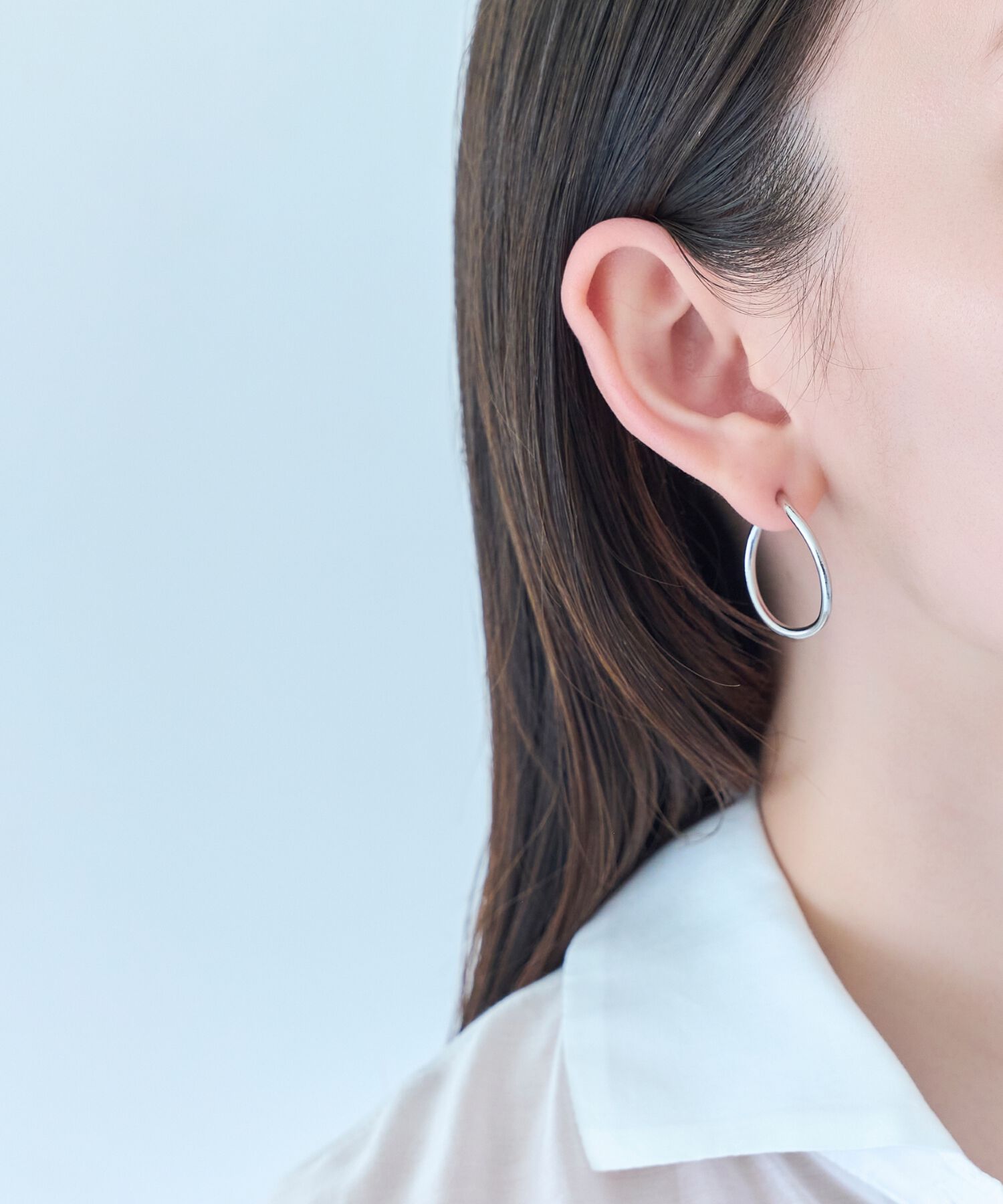 Phoebe「【金属アレルギー対応】2wayウェーブラインフープイヤリング　シルバー/ニッケルフリー」|イヤリング|