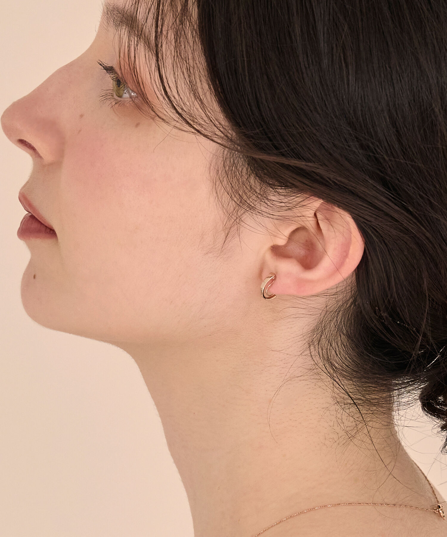 Phoebe「【痛くないシリーズ/金属アレルギー対応】モーションフープライトフィットイヤリング」|イヤリング|