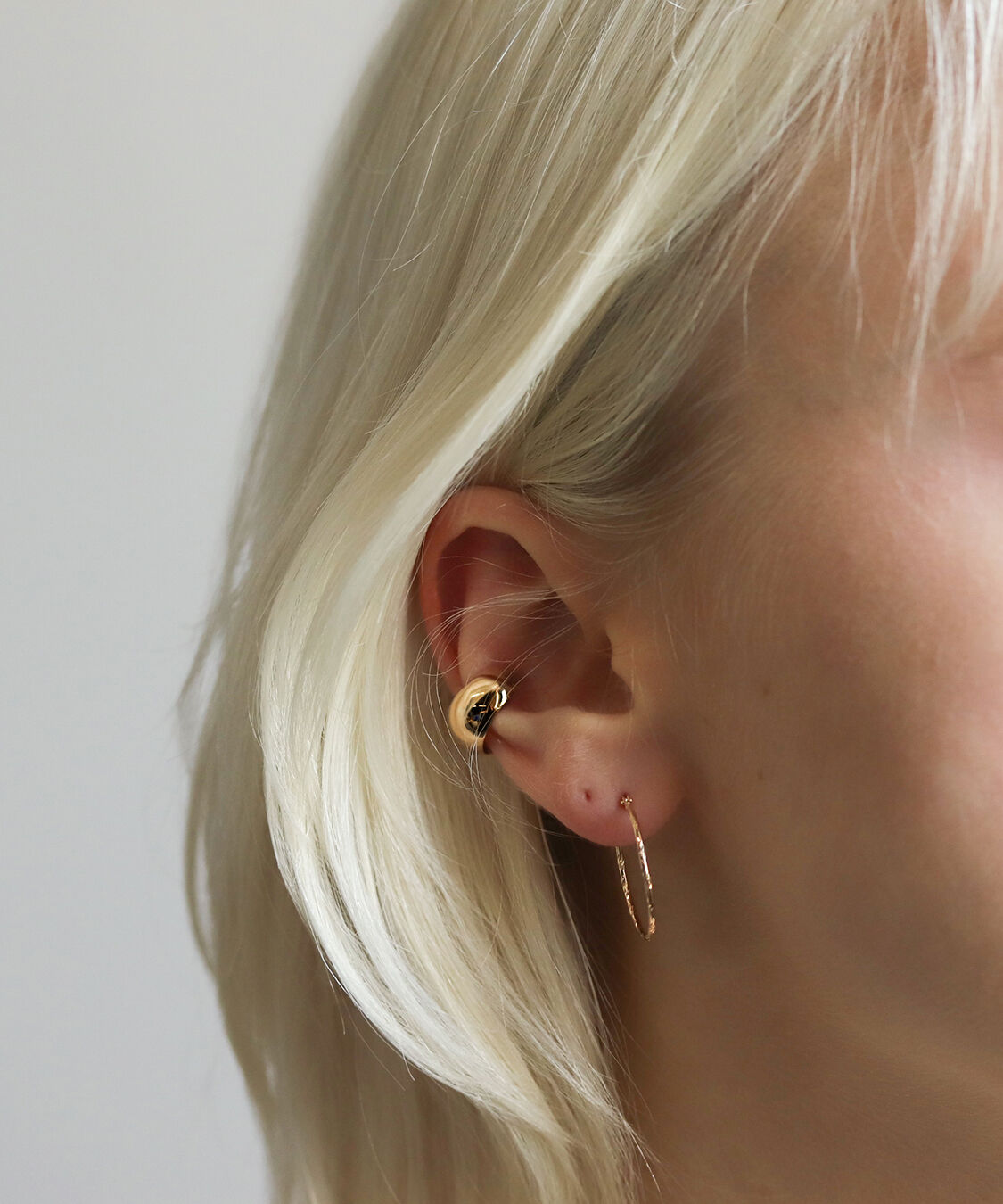  「ゴールド 月甲 イヤーカフ | K10YG 【片耳用】」|イヤーカフ|