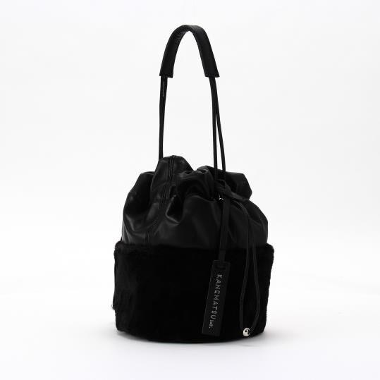 銀座かねまつ「S525535 フェイクファードローコードバッグ」|ショルダー・メッセンジャー|