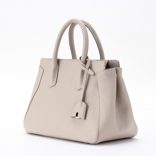 銀座かねまつ「RM26002PS1 【本革】ショルダーバッグ」|ショルダー・メッセンジャー|