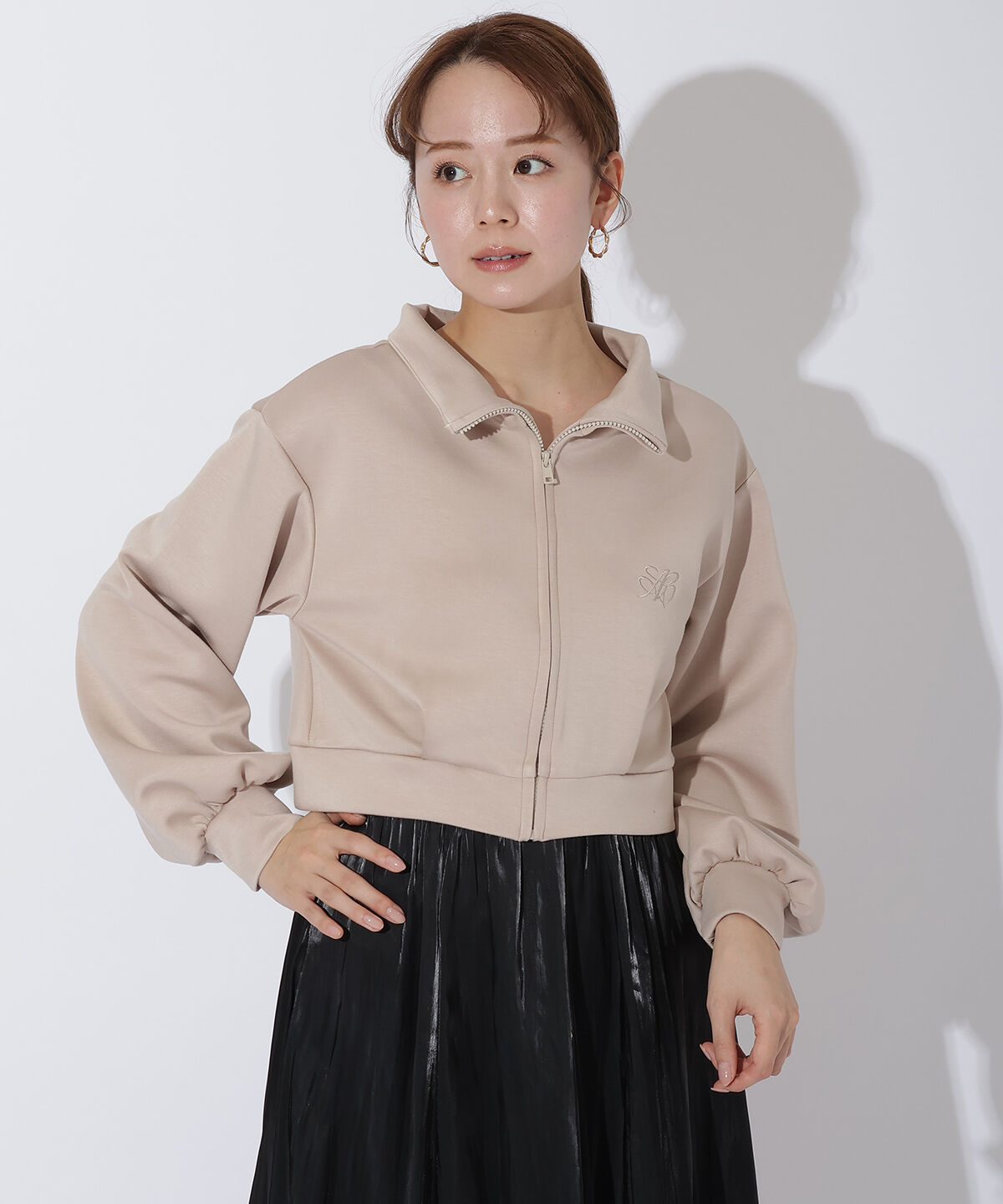 アンドクチュール「刺繍入りZIPカーデプルオーバー」|カーディガン|