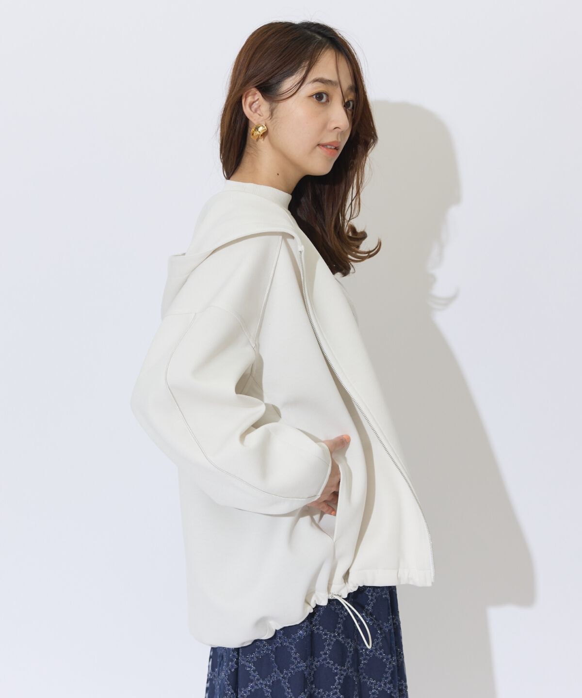 アンドクチュール「ダンボールポンチフーディーブルゾン」|ブルゾン・スタジャン|