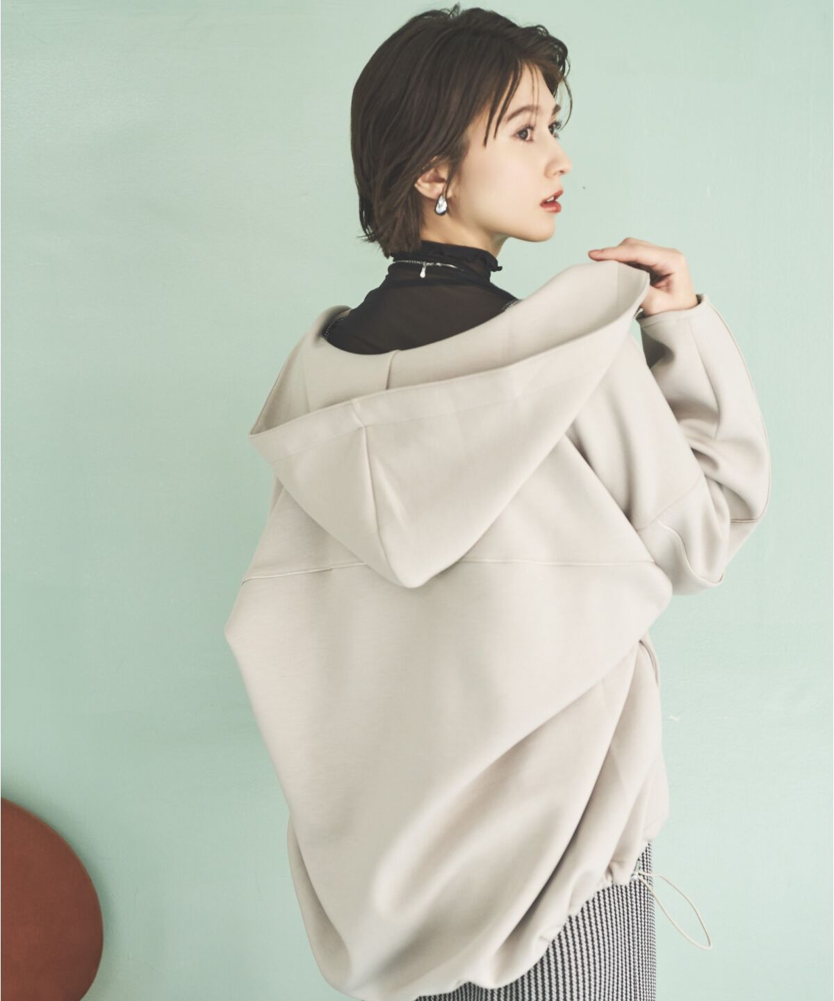 アンドクチュール「ダンボールポンチフーディーブルゾン」|ブルゾン・スタジャン|ベージュ