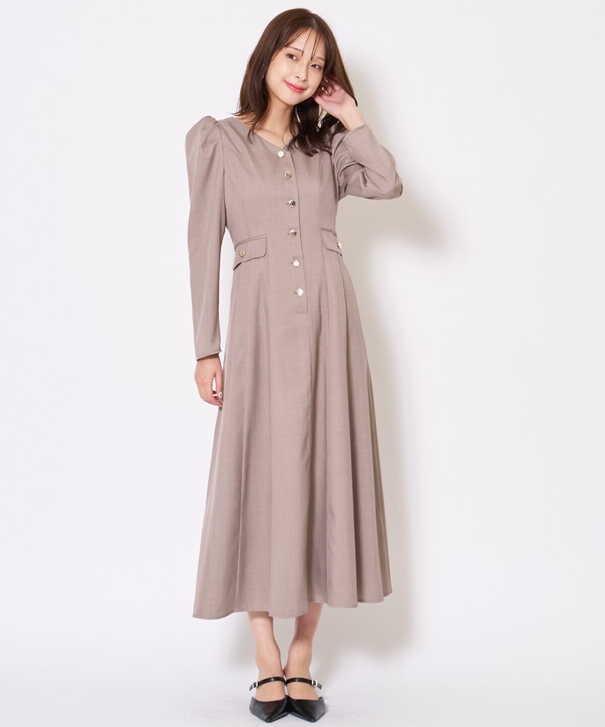 アンドクチュール「Vネックパフスリーブワンピース」|ワンピース|