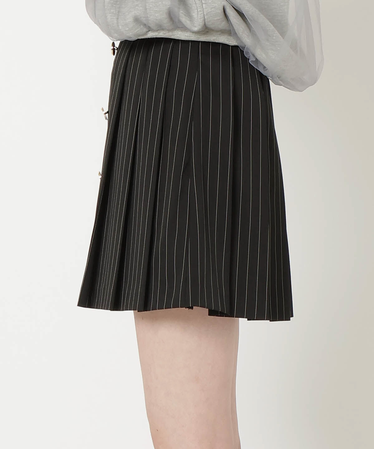 REDYAZEL「フロントボタンプリーツミニスカート」|台形|