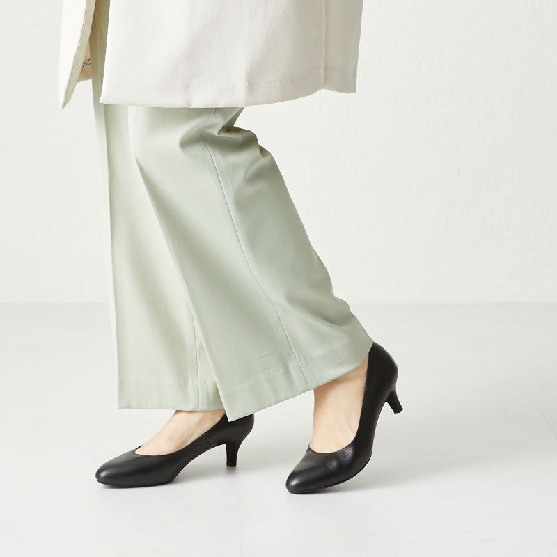 ORiental TRaffic「【本革/通勤/リクルート】ラウンドミドルヒールブラックパンプス/R-3102 リクルート」|パンプス|