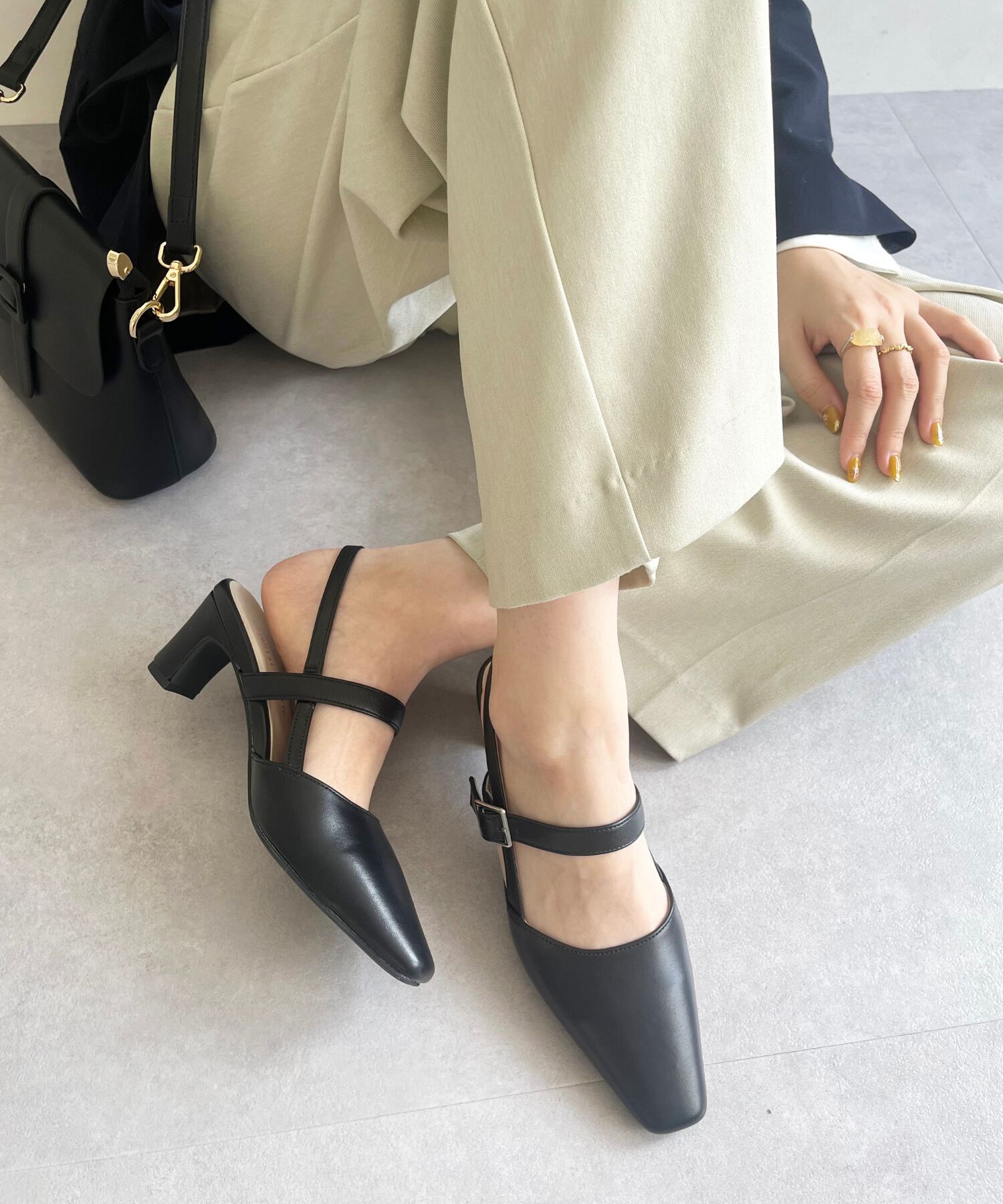 ORiental TRaffic「バック ストラップ パンプス /41301」|パンプス|BLACK