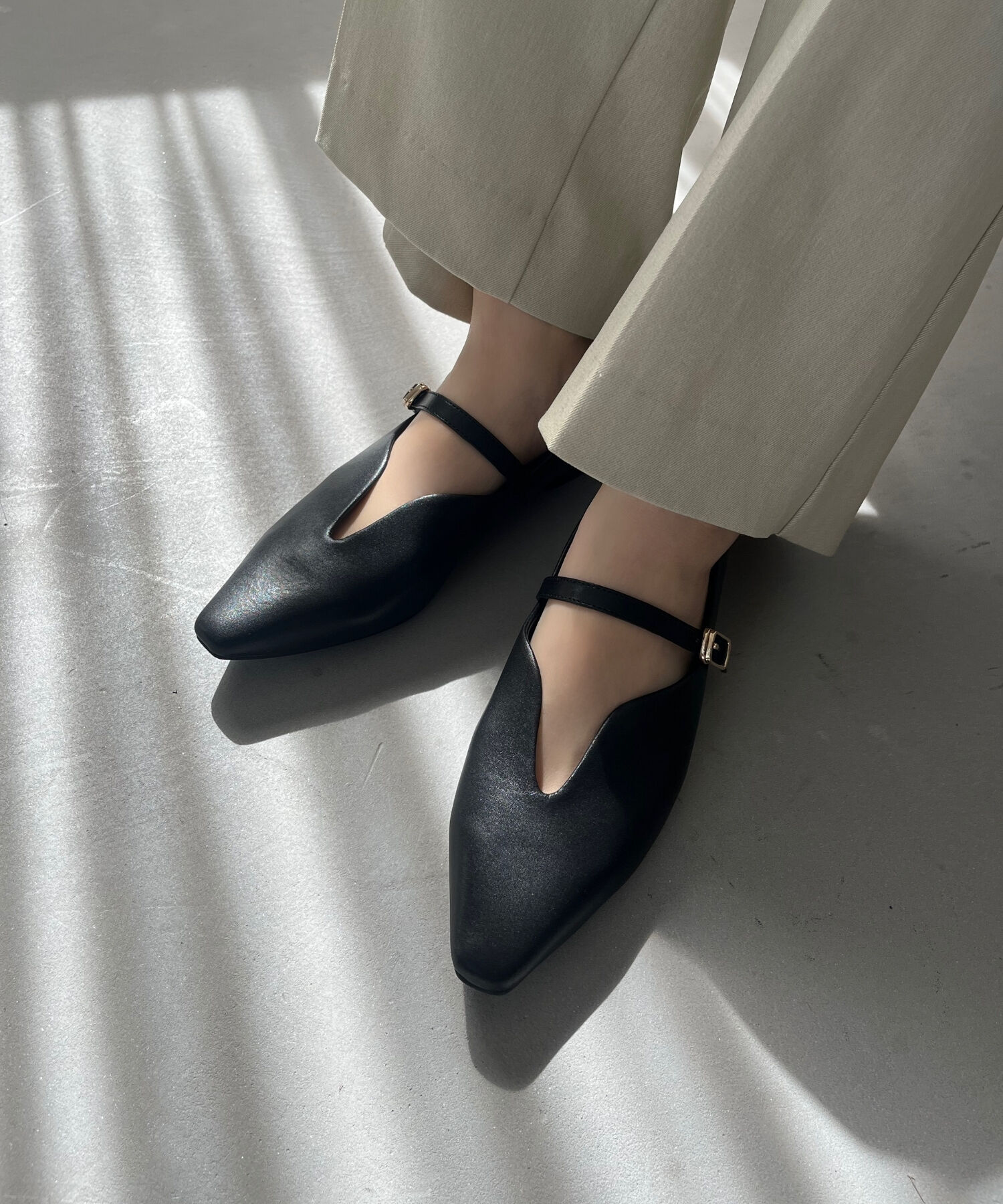 ORiental TRaffic「ベルト デザイン フラットパンプス /45302  ベーシック  シンプル ストラップパンプス」|パンプス|