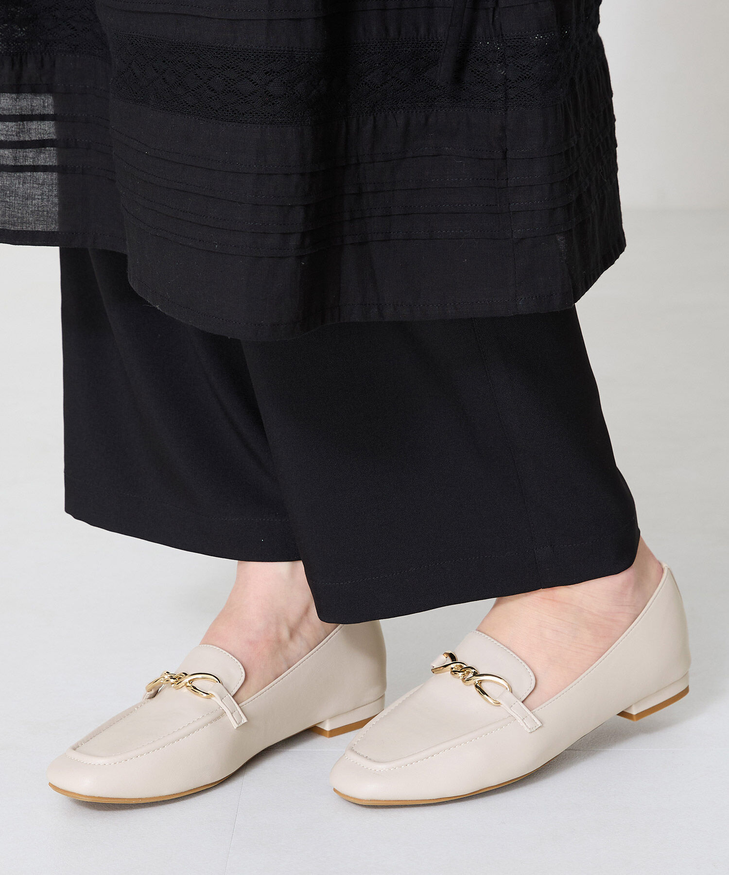 WA Oriental TRaffic「ねじりチェーンモチーフ ローファー /52116 フラット オフィス 通勤靴 柔らかい」|パンプス|