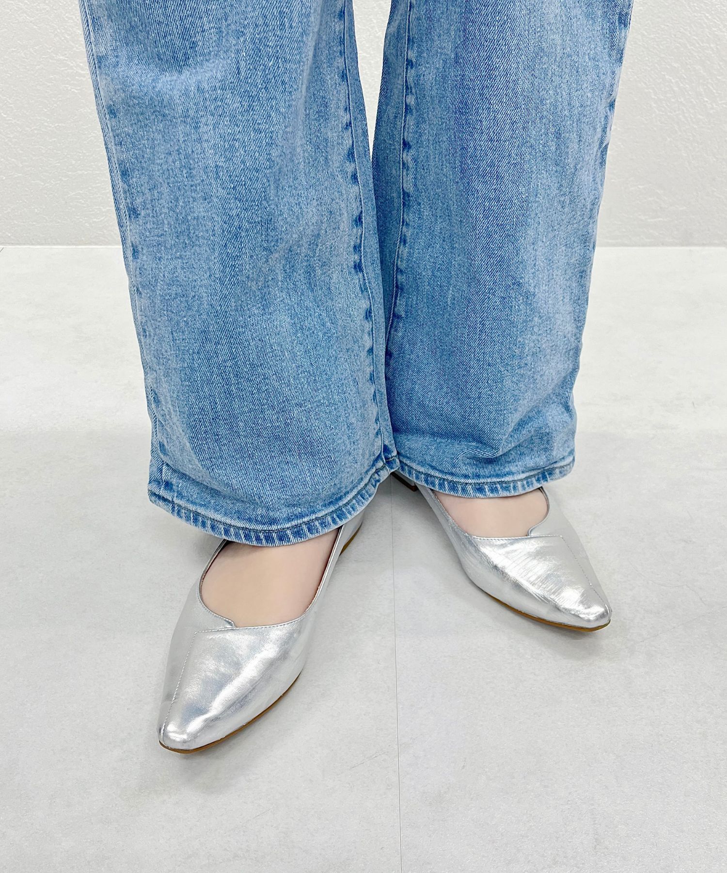 ORiental TRaffic「アシンメトリーデザイン フラット パンプス /55102 通勤靴 すっきりシルエット」|パンプス|