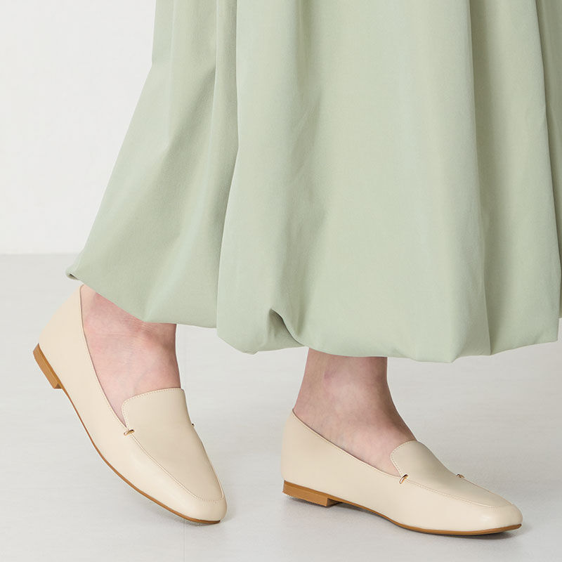 WA Oriental TRaffic「【WEB限定/累計1万足突破】メタル アクセント オペラ シューズ /R-4011 パンプス フラット」|パンプス|BEIGE