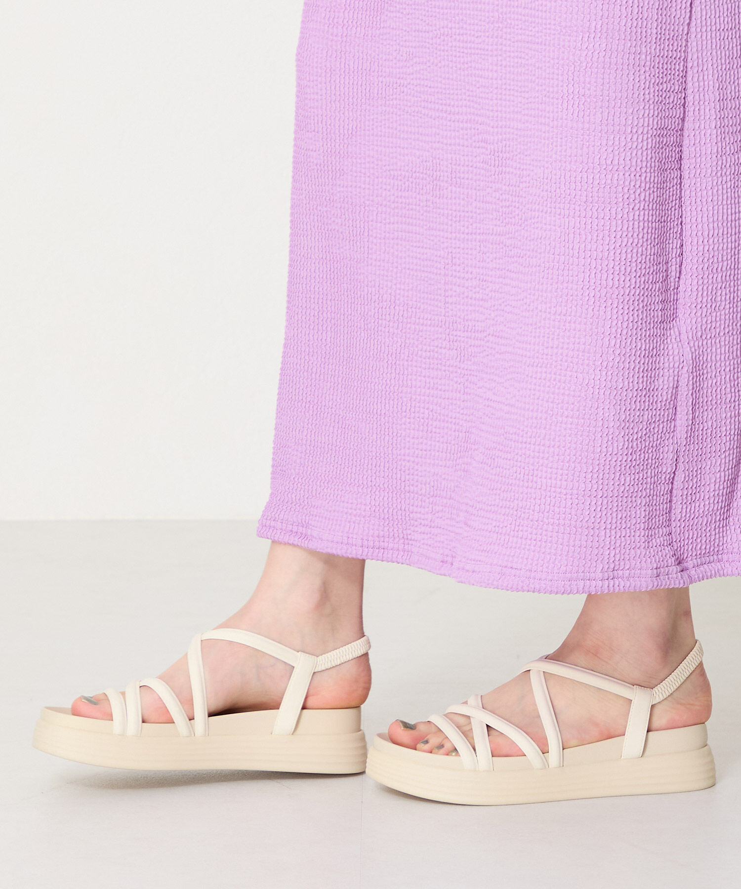 ORiental TRaffic「クロスストラップ軽量ソールサンダル/51218 柔らかい フィット 人気 トレンド」|サンダル|