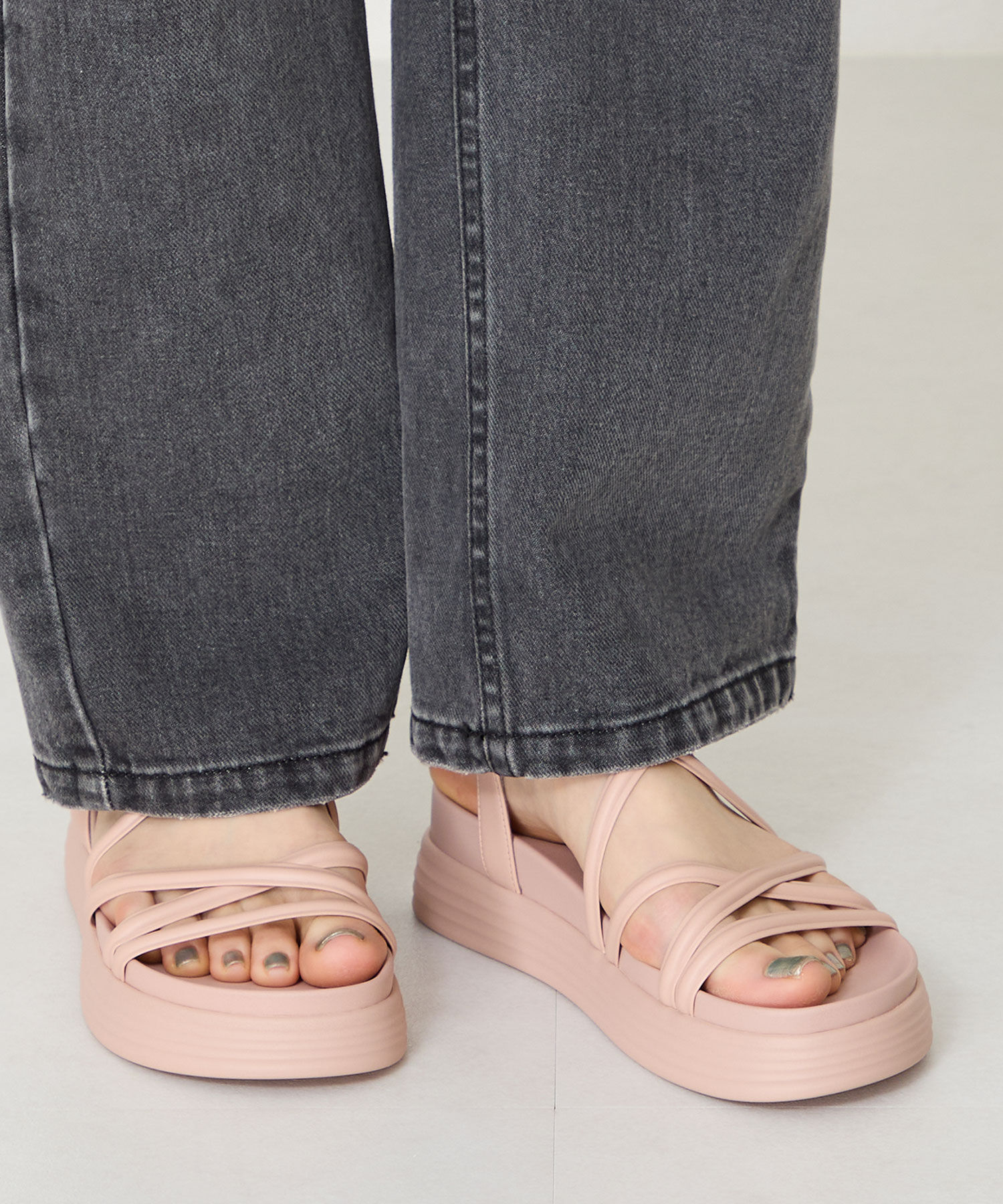 ORiental TRaffic「クロスストラップ軽量ソールサンダル/51218 柔らかい フィット 人気 トレンド」|サンダル|