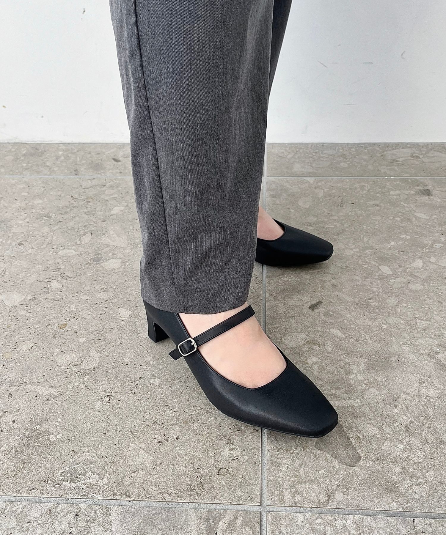 ORiental TRaffic「 スクエアトゥ ストラップ ヒール パンプス /R-3006 オフィス 就活 冠婚葬祭」|パンプス|