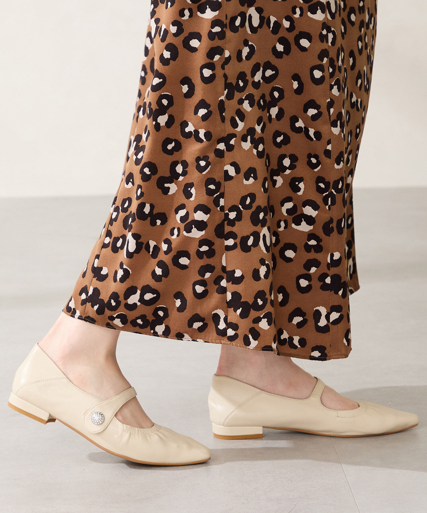 WA Oriental TRaffic「ギャザーデザインメリージェーン パンプス /52316 フラット 通勤靴 ストラップパンプス」|パンプス|