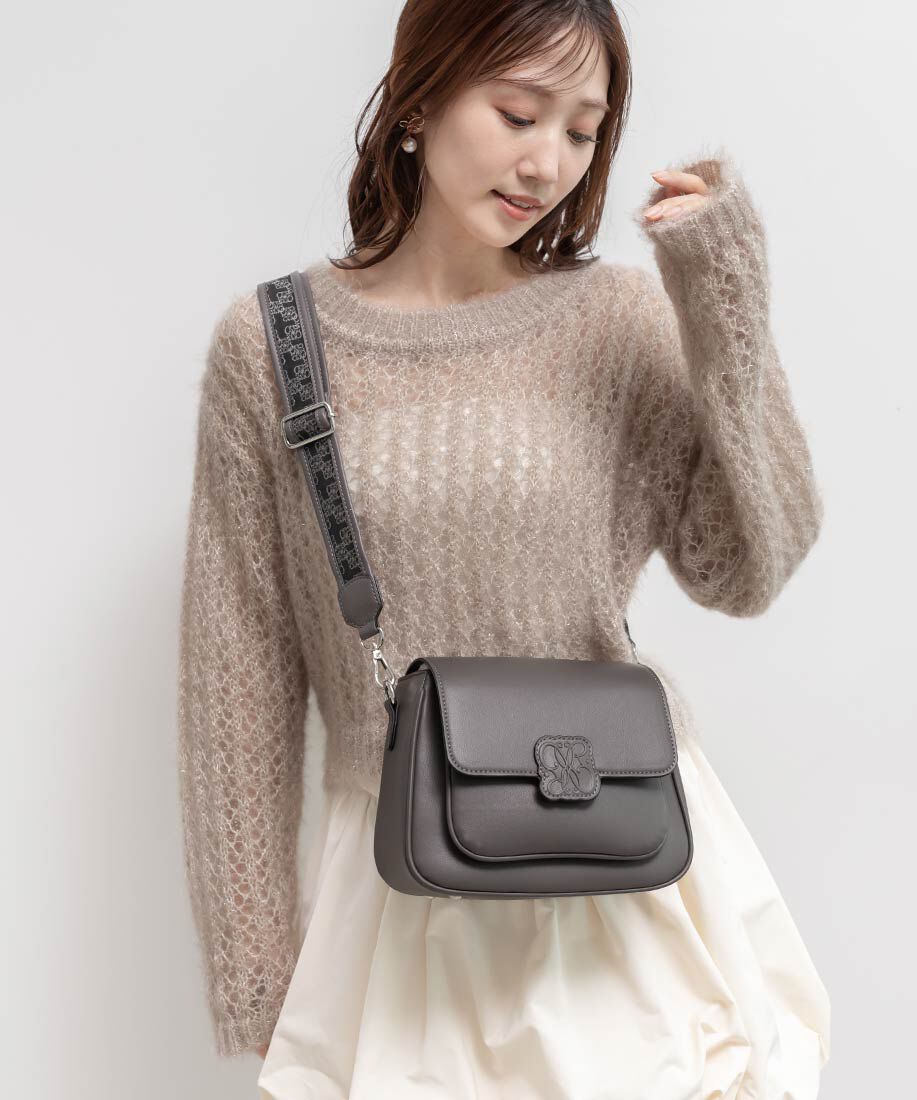  「エンボスモノグラムショルダーバッグ」|ショルダー・メッセンジャー|