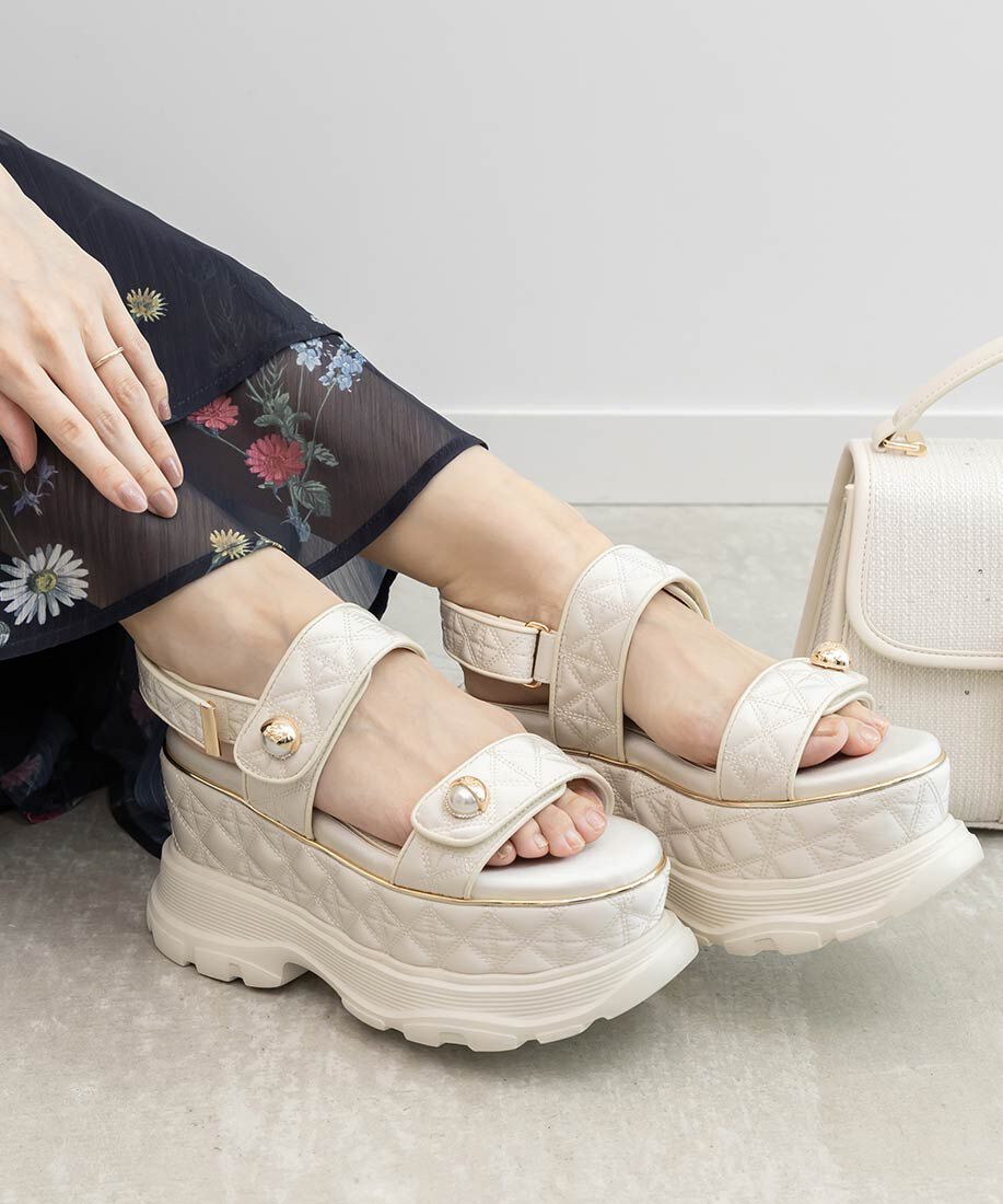  「パールパーツキルティングスポーツサンダル」|サンダル|アイボリー