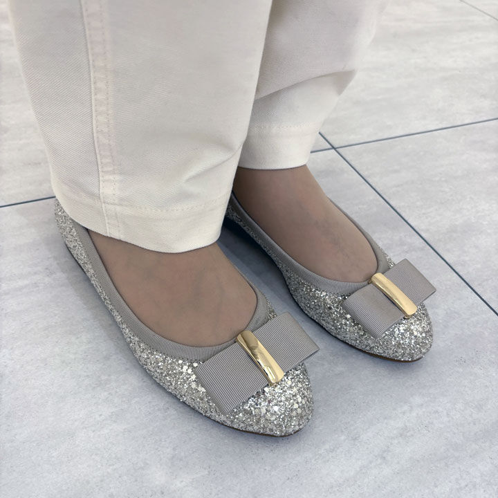 ダイアナ「リボンバレエシューズ　KW41103」|パンプス|