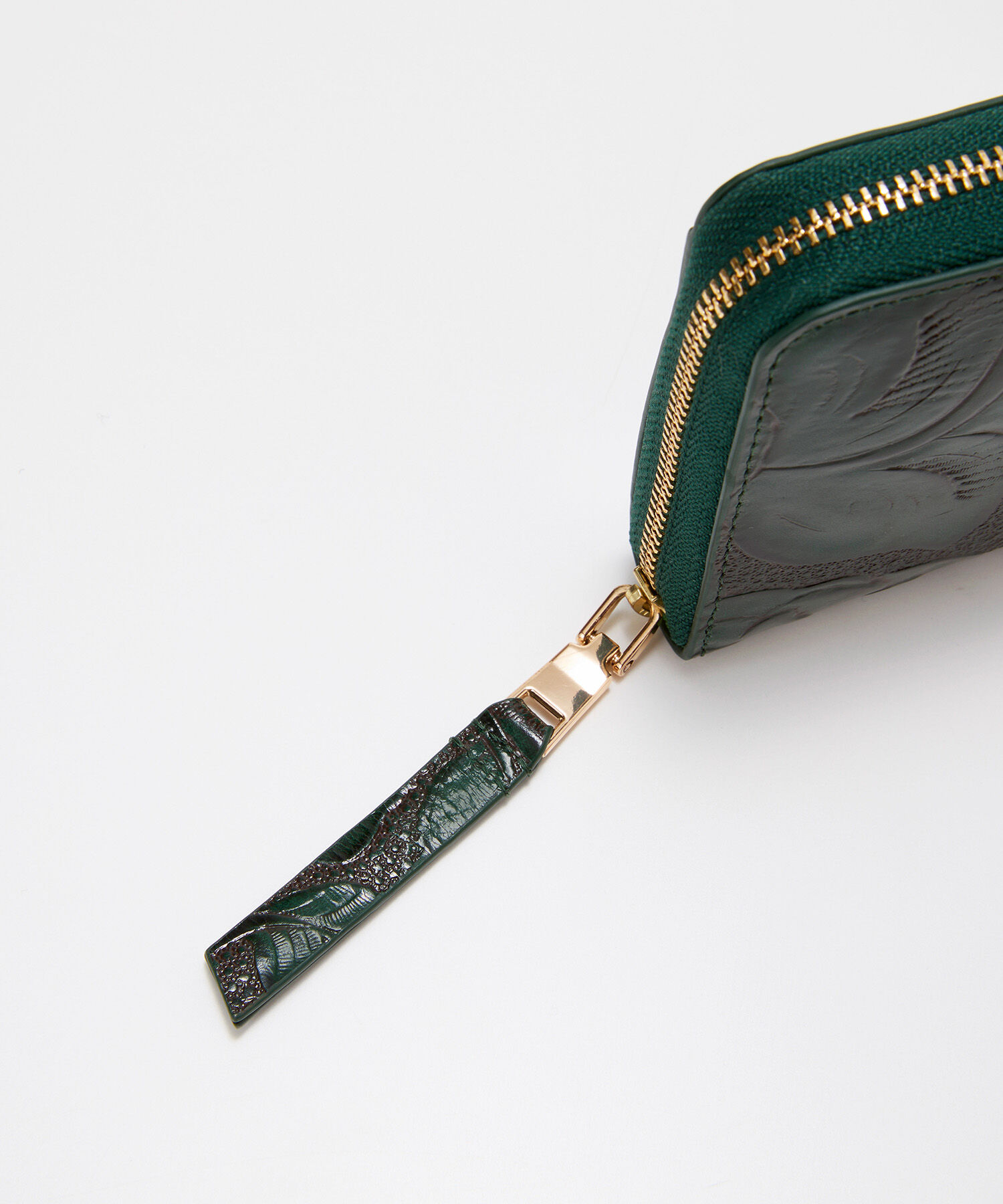 TOPKAPI BREATH「【TREASURE TOPKAPI】ローズエンボス ツヤ レザー ラウンドファスナー 長財布」|財布|