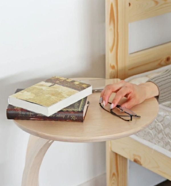 B-COMPANY「手元近くまで寄せられる　LOTUSサイドテーブル」|ステーショナリー|