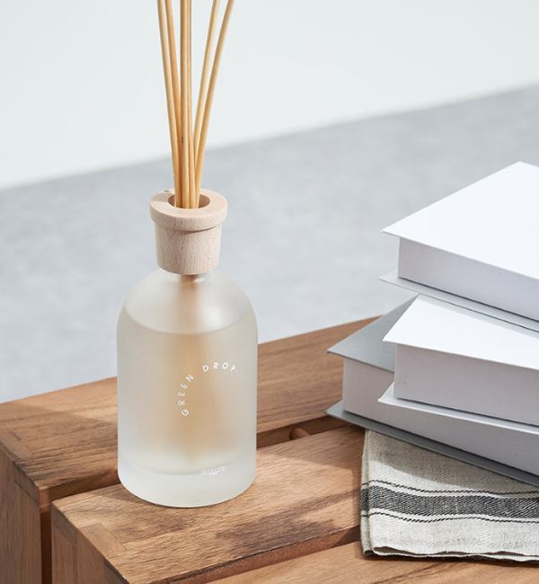 B-COMPANY「倒れてもこぼれにくい リードディフューザー」|アロマ・ルームフレグランス|