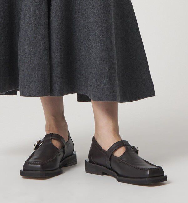 ODETTE E ODILE「ボクシーTストラップ フラット30&uarr;」|ローファー|