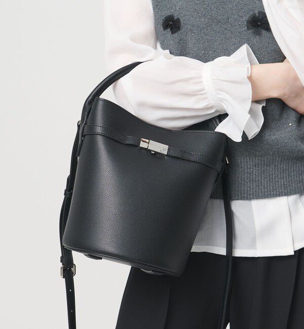 UNITED ARROWS「スクエアメタル バケットバッグ」|トートバッグ|BLACK