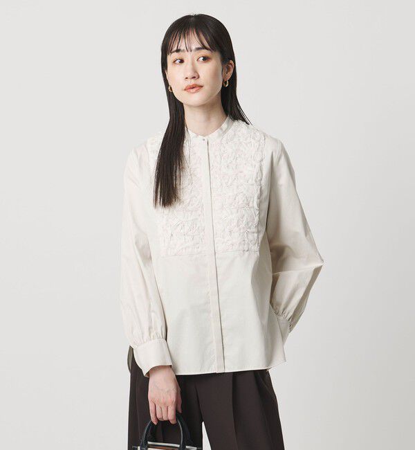 UNITED ARROWS「サテン エンブロイダリーフラワー シャツ ブラウス」|シャツ・ブラウス|NATURAL