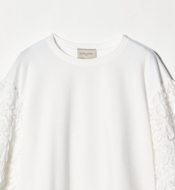 UNITED ARROWS「エンブロイダリーフラワー ショルダーコンビ カットソー」|Tシャツ・カットソー|