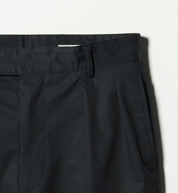 UNITED ARROWS「スムース タイプライター 2プリーツ リラックス トラウザース」|チノ|