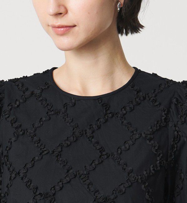 UNITED ARROWS「エンブロイダリー フリル トップス」|シャツ・ブラウス|