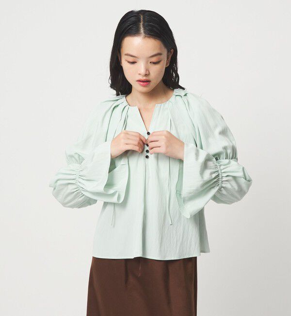EMMEL REFINES「＜EMMEL REFINES＞EM フロントボタン ソデシャーリング ブラウス」|シャツ・ブラウス|