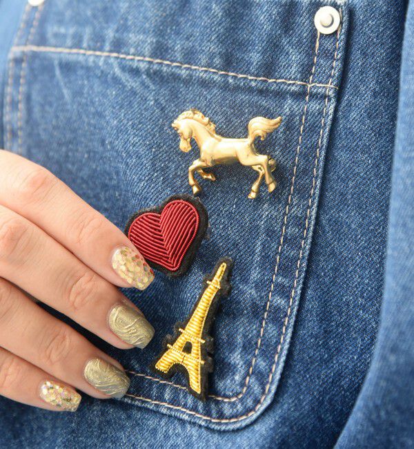 SHIPS for women「アンティーク モチーフ ブローチ」|ブローチ・コサージュ|ライトホワイト