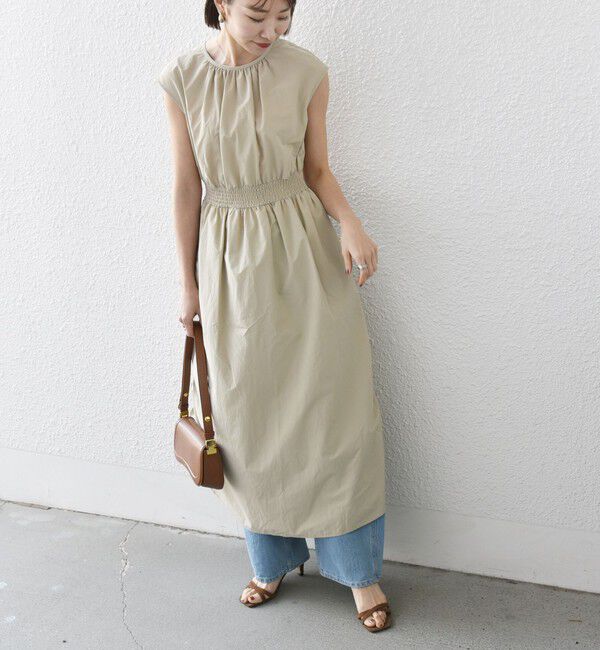 SHIPS any「SHIPS any:〈洗濯機可能〉ナイロン サイド ギャザー フレンチスリーブ ワンピース」|ワンピース|