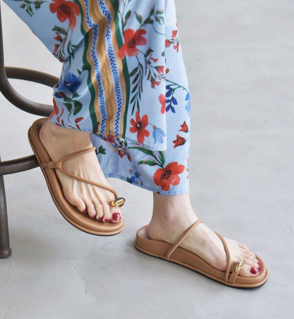 quaranciel「《一部追加予約》quaranciel: メタル サムリング ストラップ プラットフォーム サンダル」|サンダル|