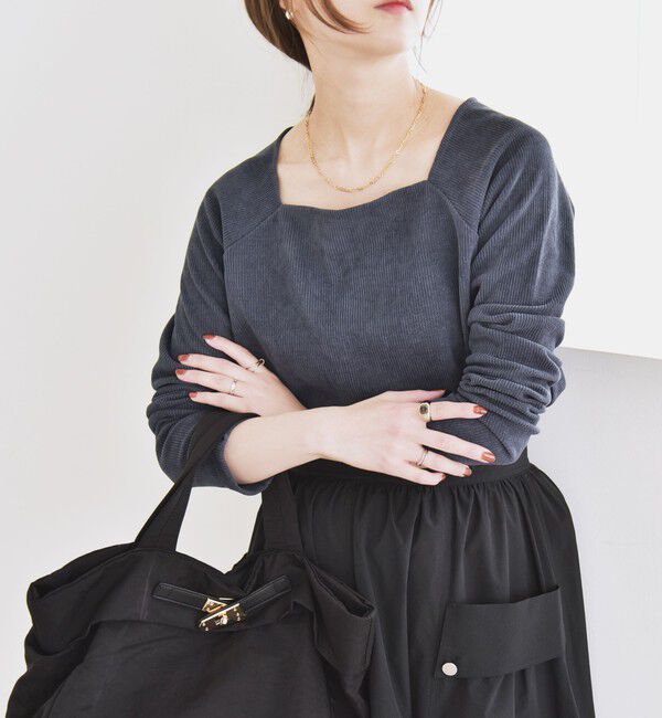 quaranciel「quaranciel:〈洗濯機可能〉ポリエステル ベロア スクエア ネック プルオーバー」|Tシャツ・カットソー|