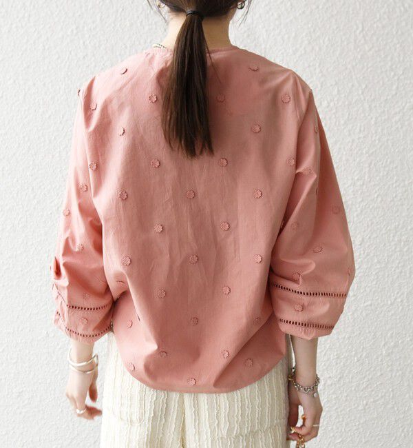 SHIPS any「SHIPS any:〈洗濯機可能〉フラワー モチーフ ハシゴレース クルーネック ブラウス」|シャツ・ブラウス|