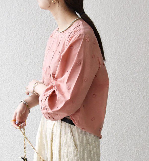 SHIPS any「SHIPS any:〈洗濯機可能〉フラワー モチーフ ハシゴレース クルーネック ブラウス」|シャツ・ブラウス|