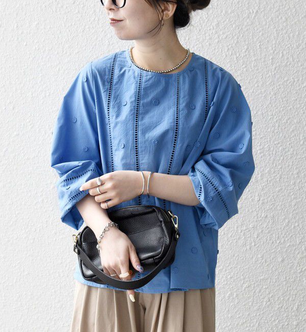 SHIPS any「SHIPS any:〈洗濯機可能〉フラワー モチーフ ハシゴレース クルーネック ブラウス」|シャツ・ブラウス|