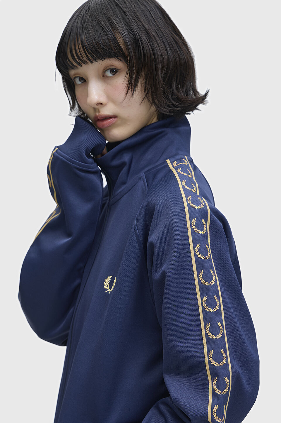 FRED PERRY 「Contrast Tape Track Jacket」|ブルゾン・スタジャン|TENNIS BLUE