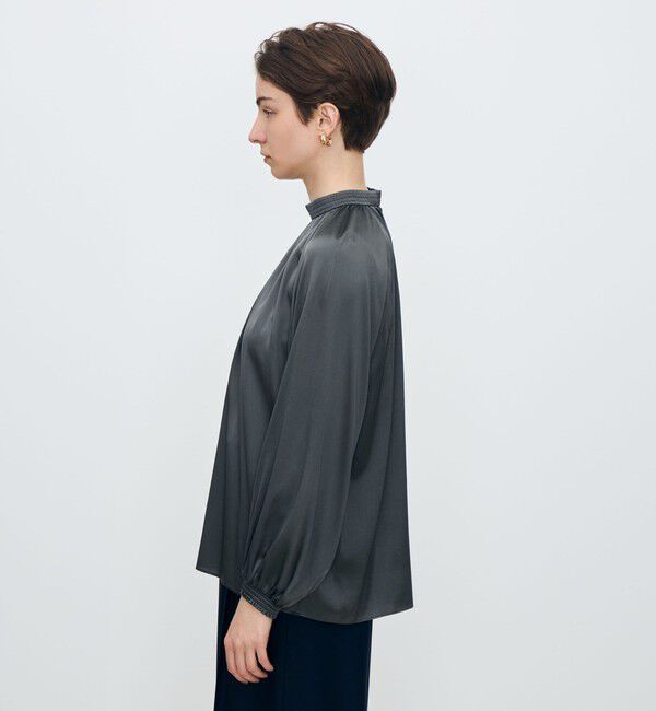 TOMORROWLAND collection「ウォッシャブルシルク シャーリングカラーブラウス」|シャツ・ブラウス|