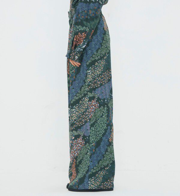 CABaN「シルクツイル FLOWER RIVERプリント 2タックワイドパンツ」|その他|