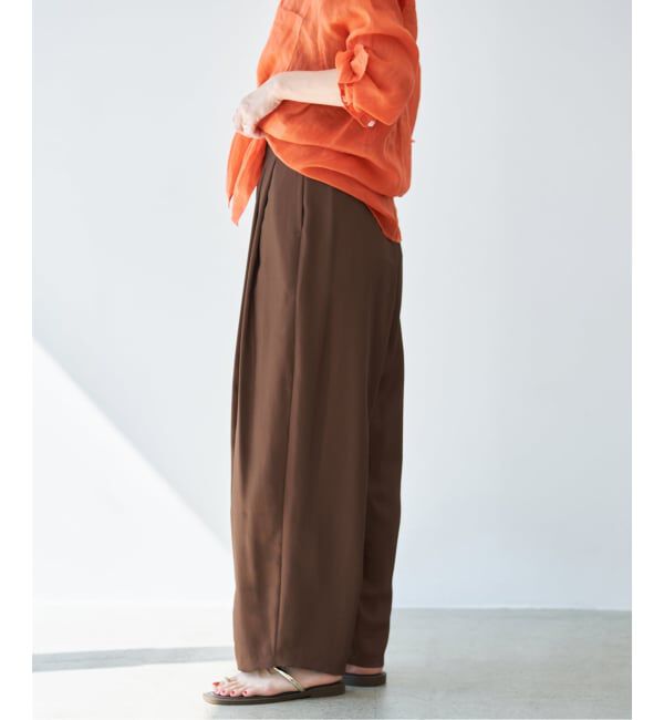 IENA「《洗濯機洗い可/予約》UVカット/接触冷感 ツイルコクーンスラックス」|スラックス|