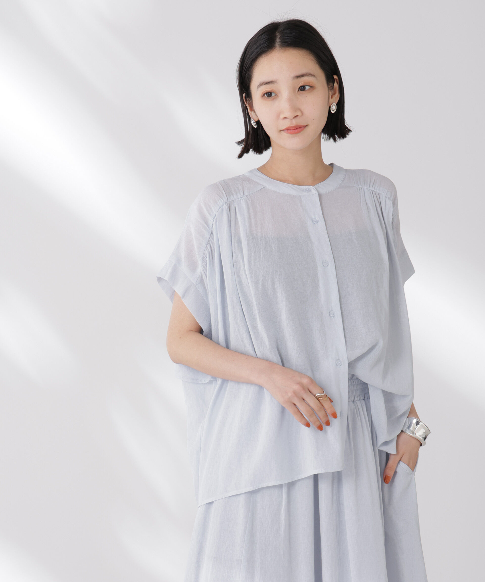 nano･universe「バックフリルギャザーシアーブラウス(セットアップ可)」|シャツ・ブラウス|