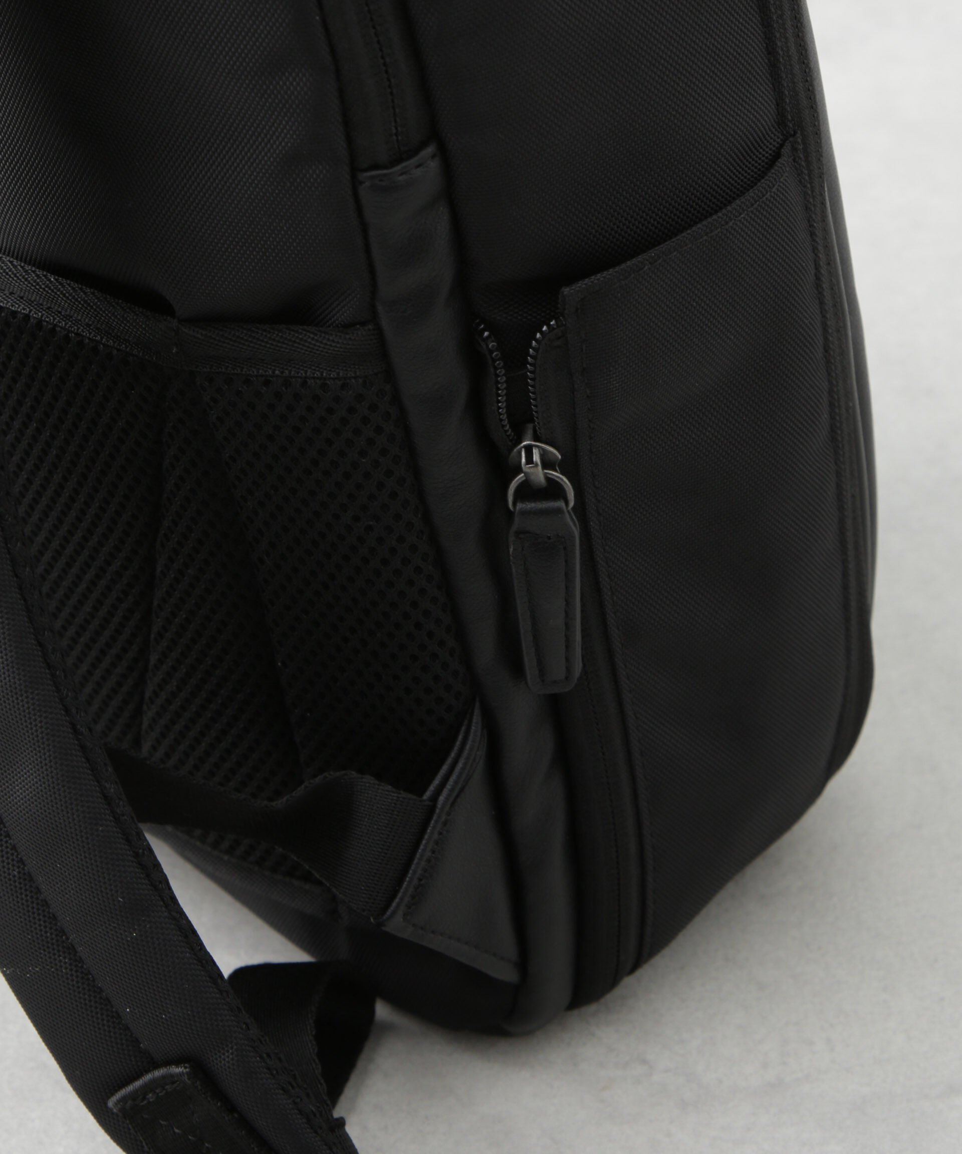 nano･universe「ECOPET(R) マルチポケットバックパック」|ショルダー・メッセンジャー|