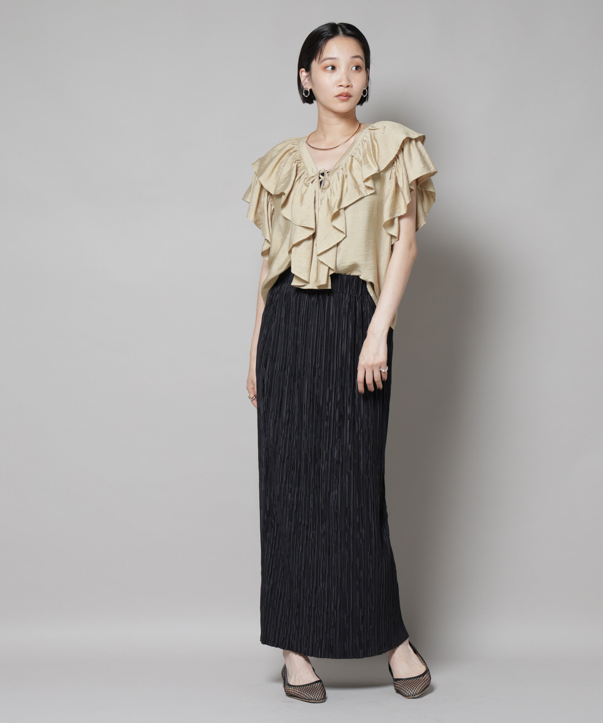 nano･universe「フリルディティールフロントレースアップブラウス」|シャツ・ブラウス|