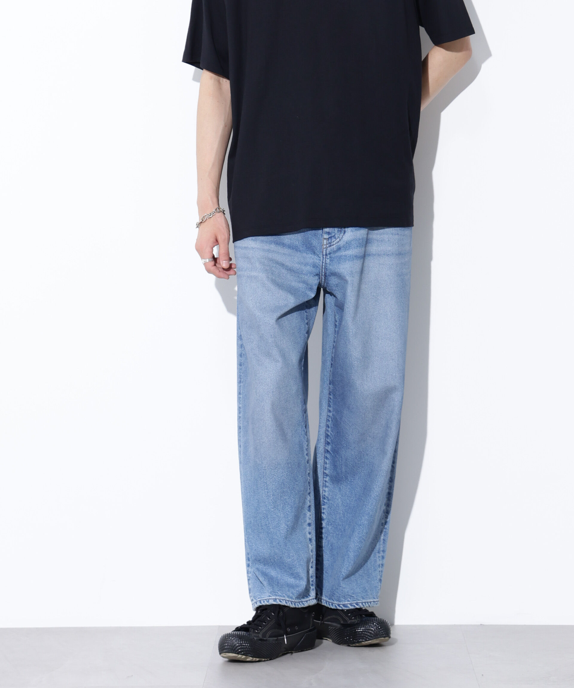 nano･universe「AUTHENコラボ SILKNIZED DENIM ワイドレッグ(セットアップ可)」|チノ|サックス5